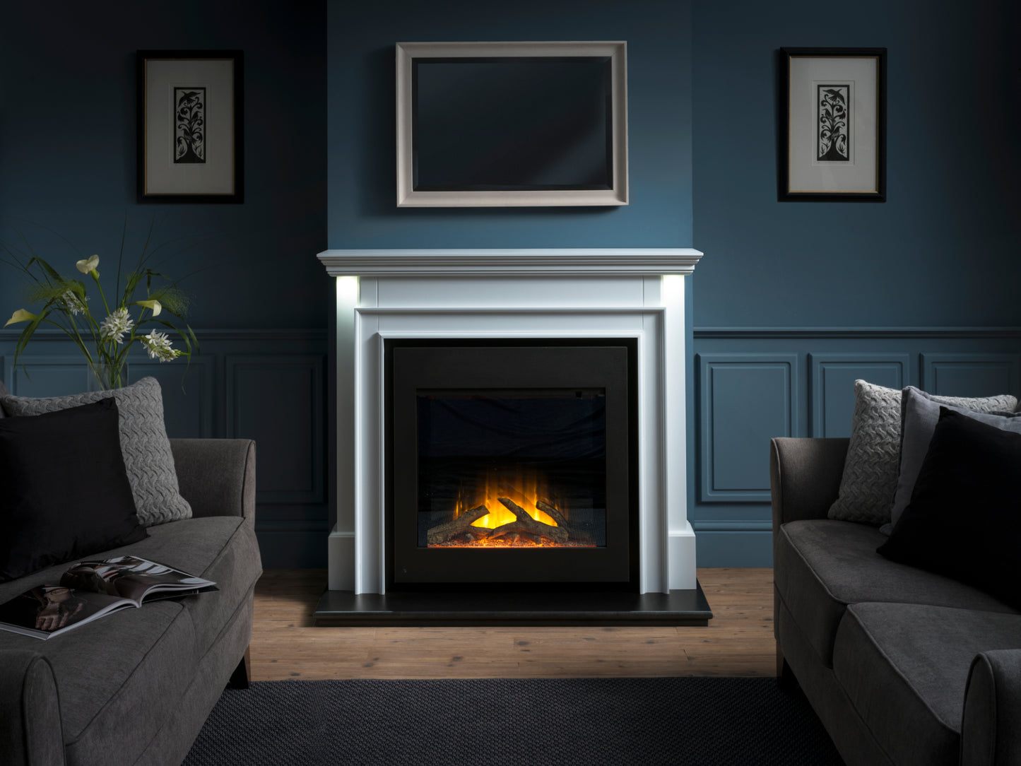 FLAMERITE AUBADE ELECTRIC SUITE WITH OMNIGLIDE 600 FIRE (GRAPHITE TRIM)